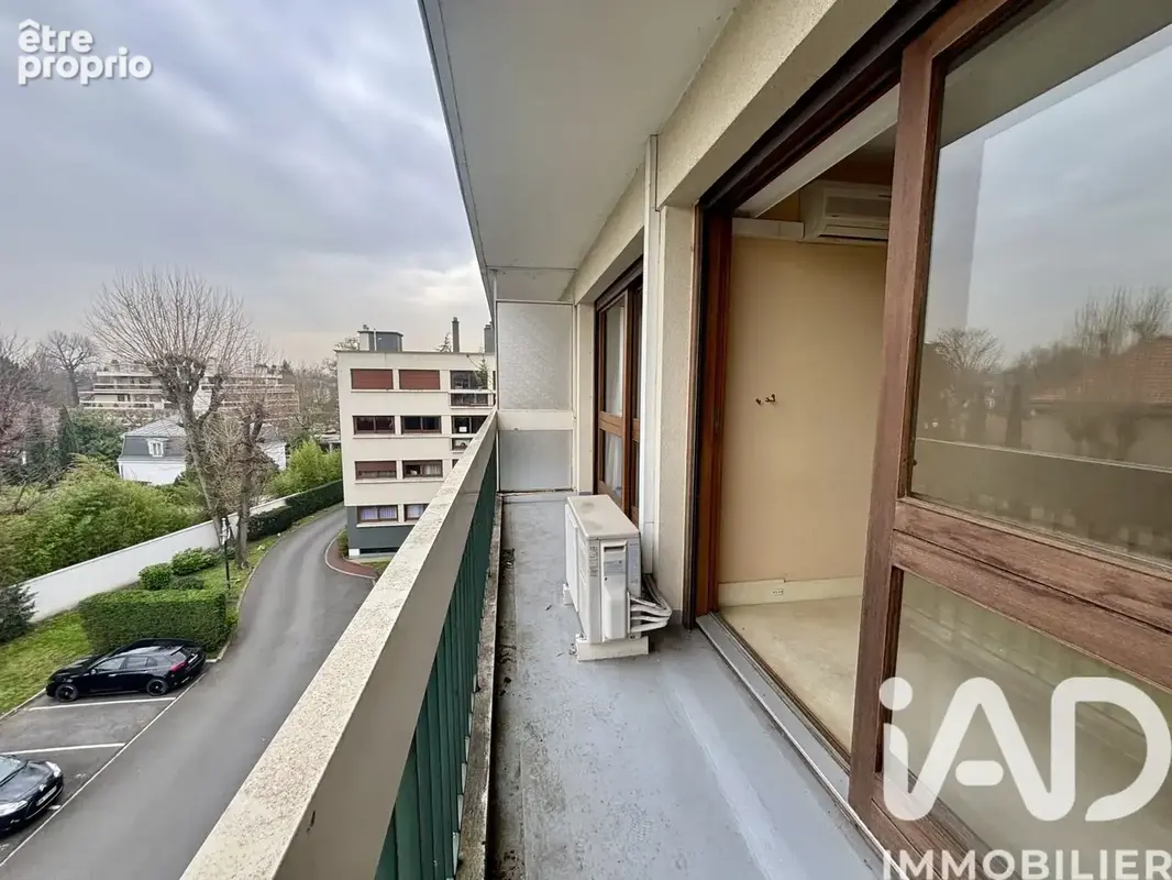 Photo 1 - Appartement à SAINT-GRATIEN