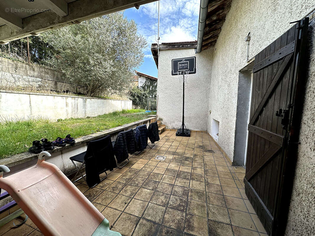 Appartement à MEXIMIEUX