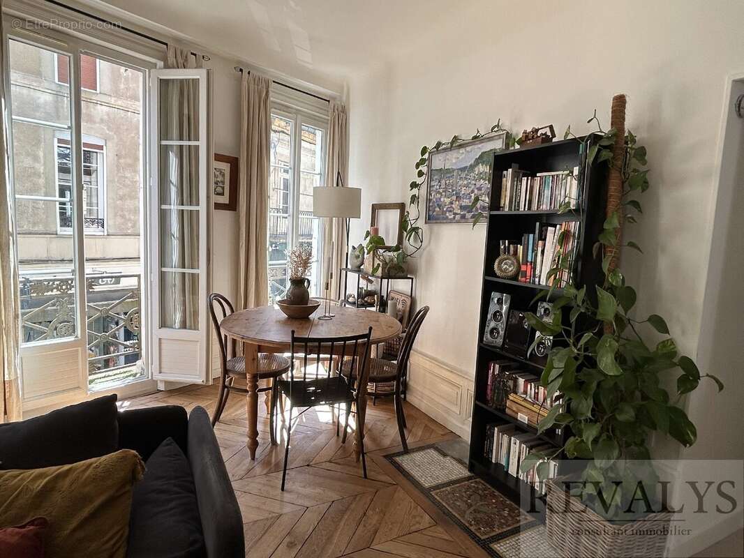 Appartement à AUTUN