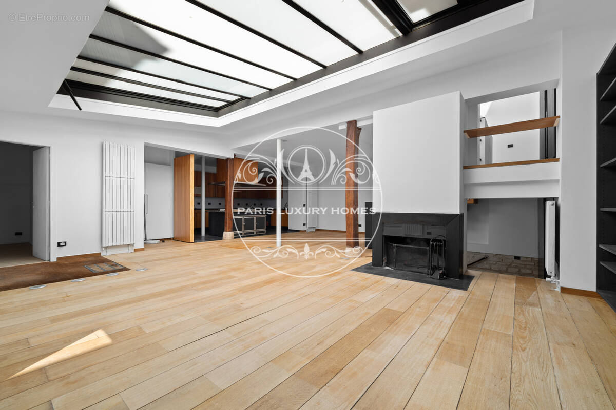Maison à PARIS-14E