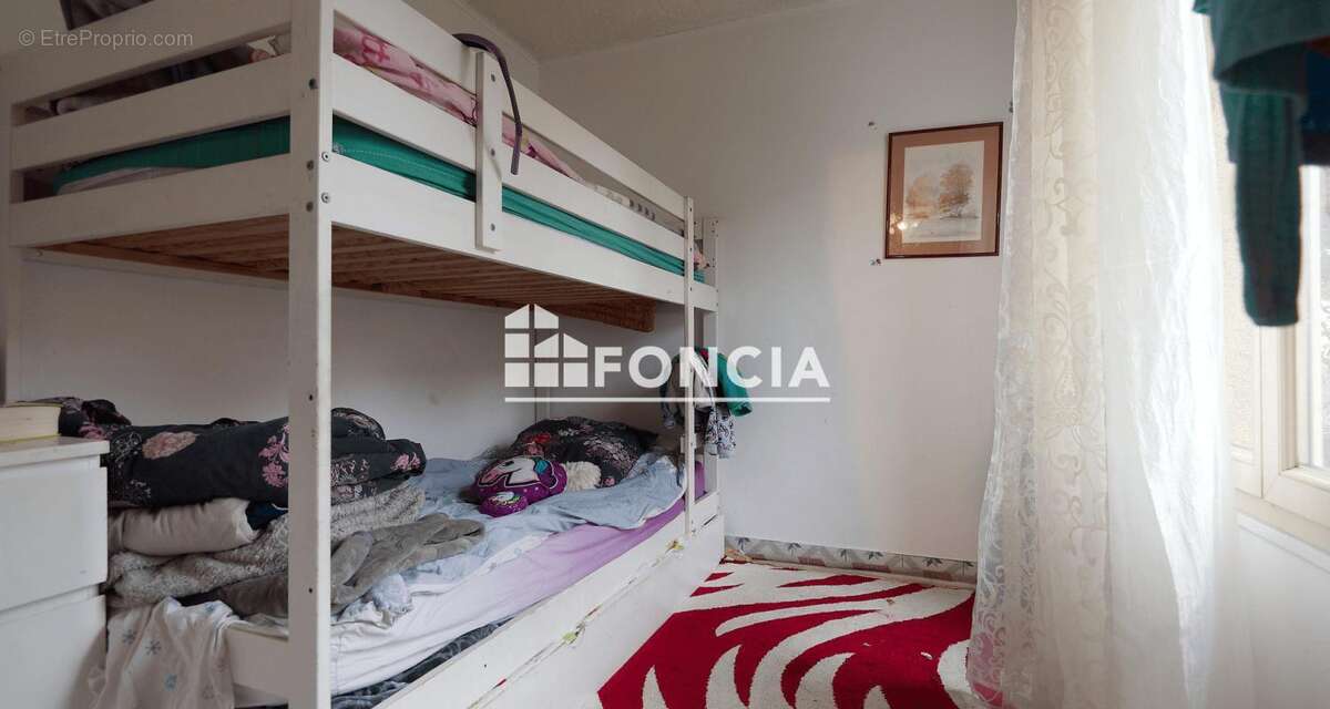 Appartement à CORBEIL-ESSONNES