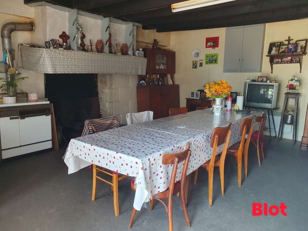 Maison à MELLE