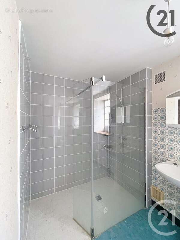 Maison 140 m² à Nitry  - photo 9