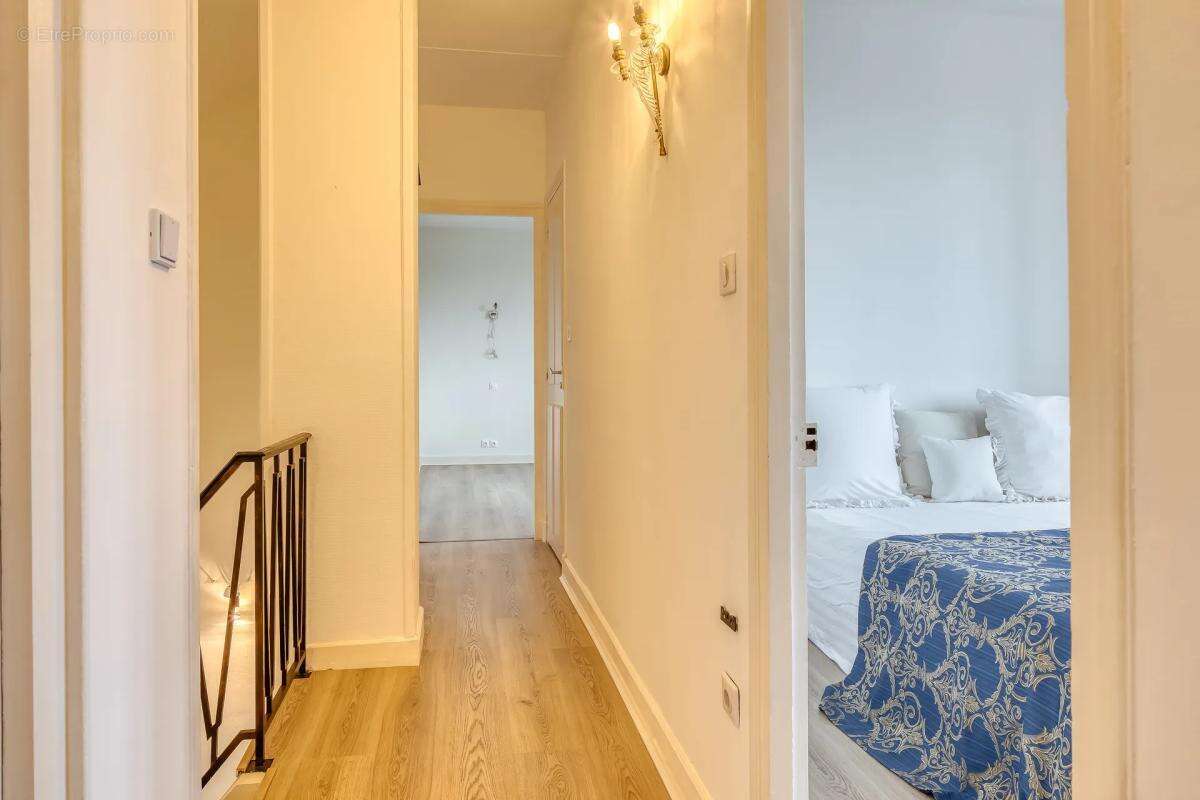 Maison à MANNEVILLE-SUR-RISLE