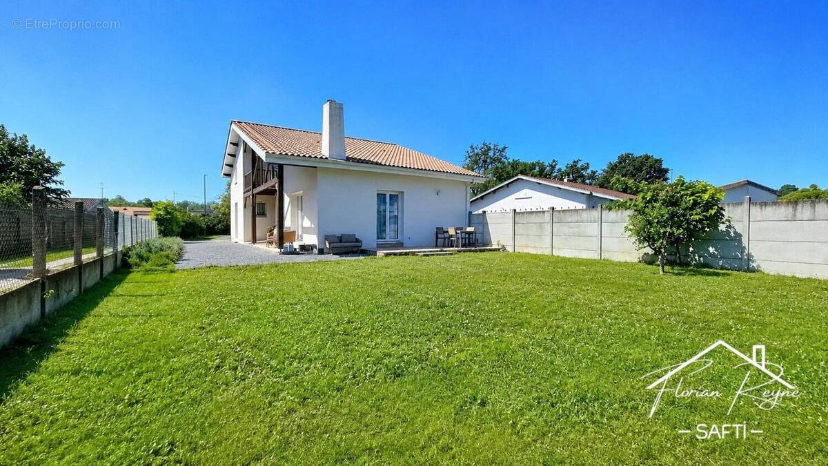 Photo 1 - Maison à PAREMPUYRE