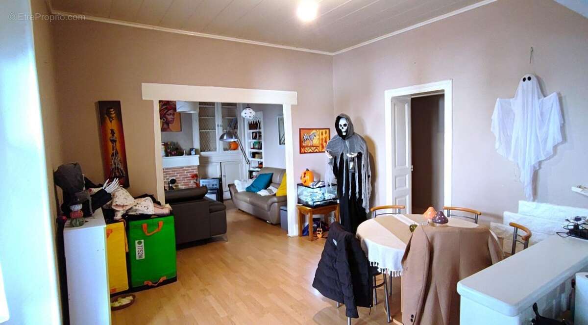 Appartement à DECAZEVILLE