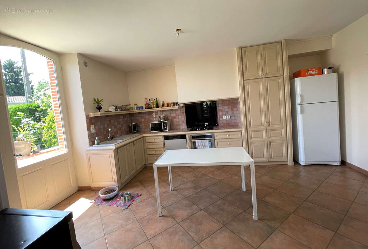 Maison à LA TOUR-DU-CRIEU