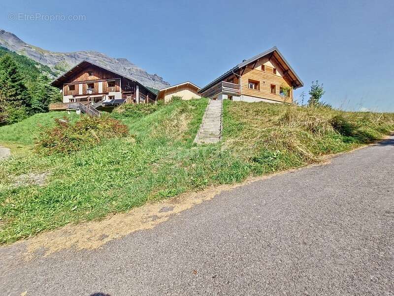 Chalet à vendre 5 pièces LES CONTAMINES MONTJOIE (74) - photo 16