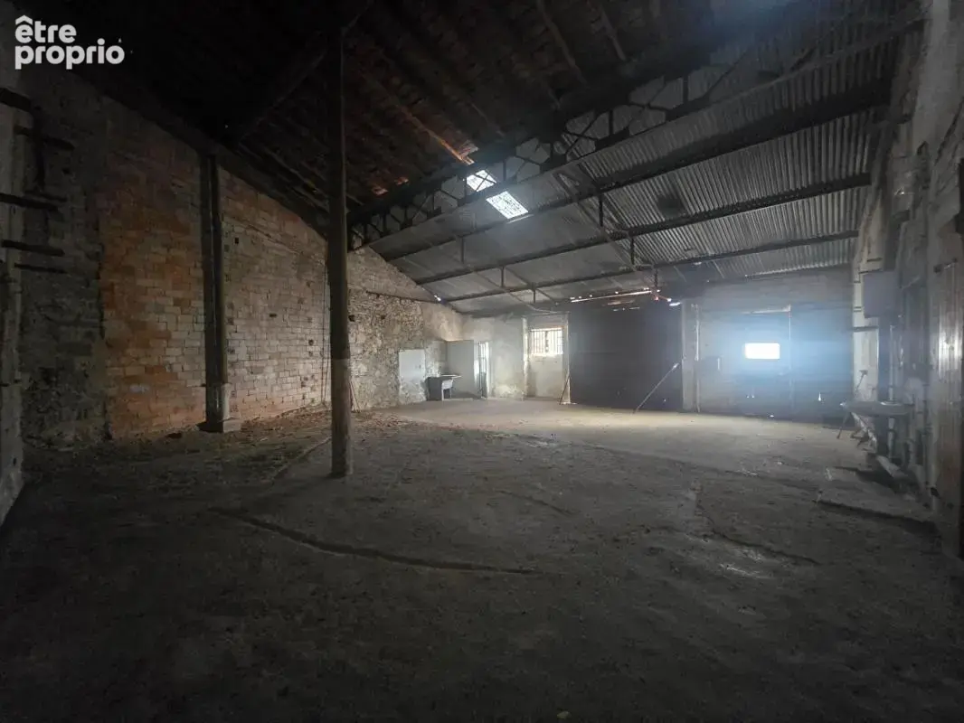 Marseillette, maison avec atelier , 200 m² environ - photo 8