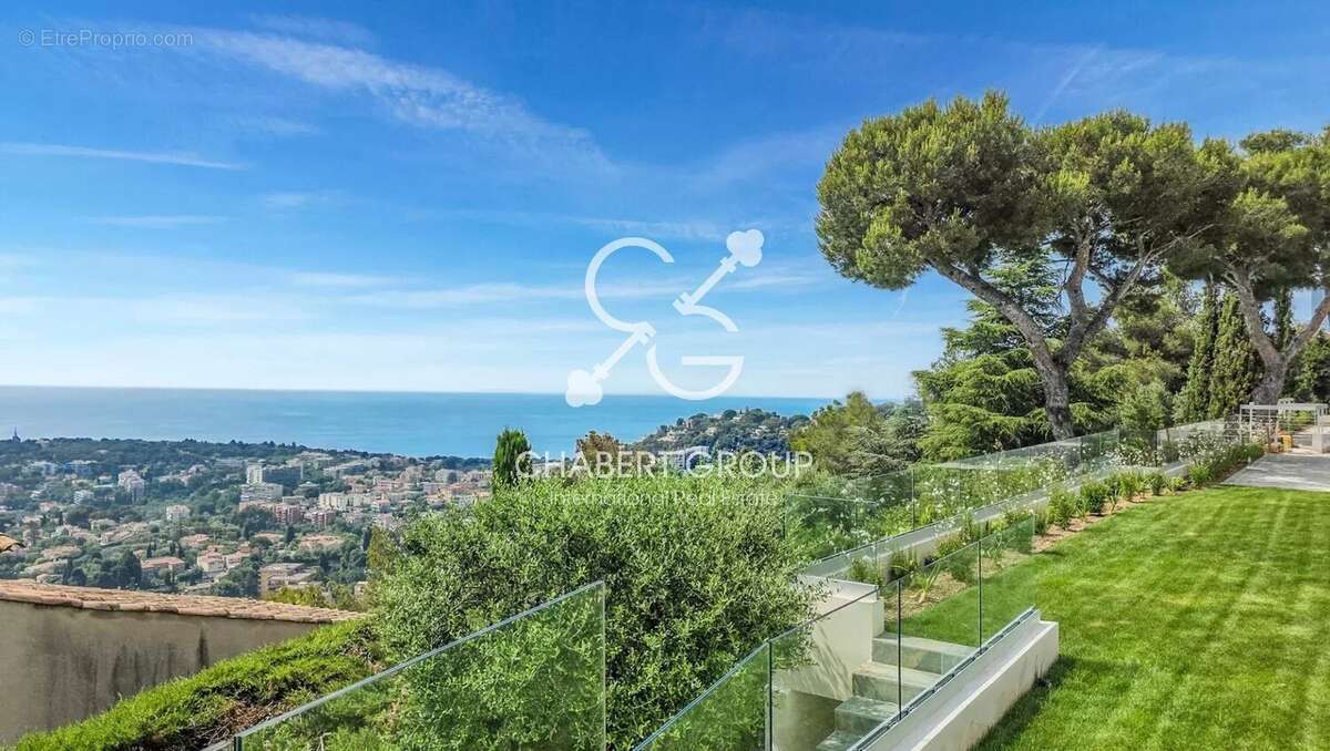 Maison à ROQUEBRUNE-CAP-MARTIN