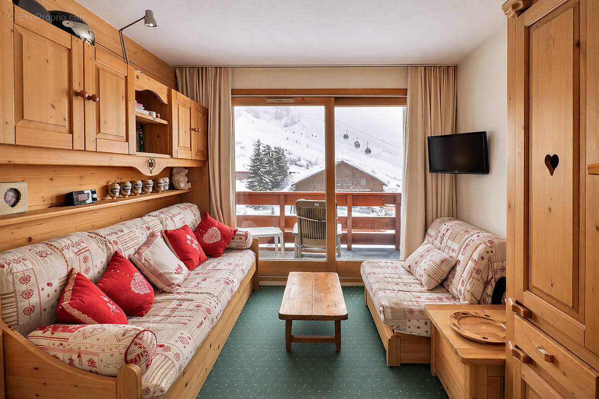 Appartement à LES ALLUES