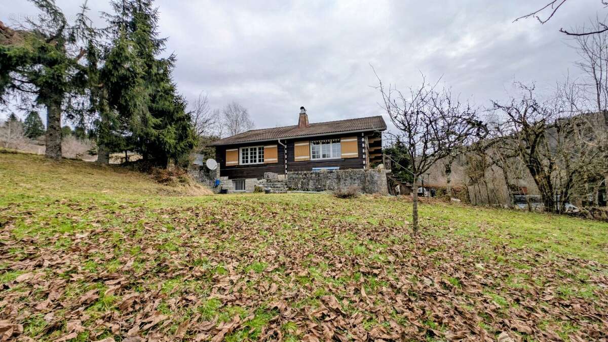 Maison à FONCINE-LE-HAUT