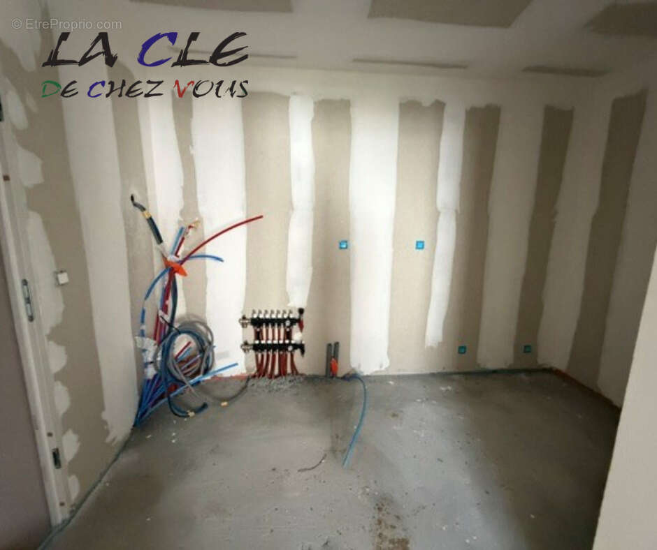 Maison de plain pied en cours de construction - photo 4