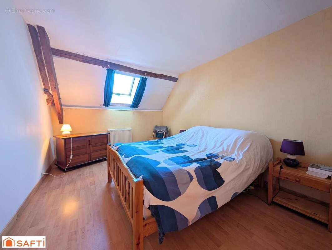 Maison 250 m² à Feings  - photo 9
