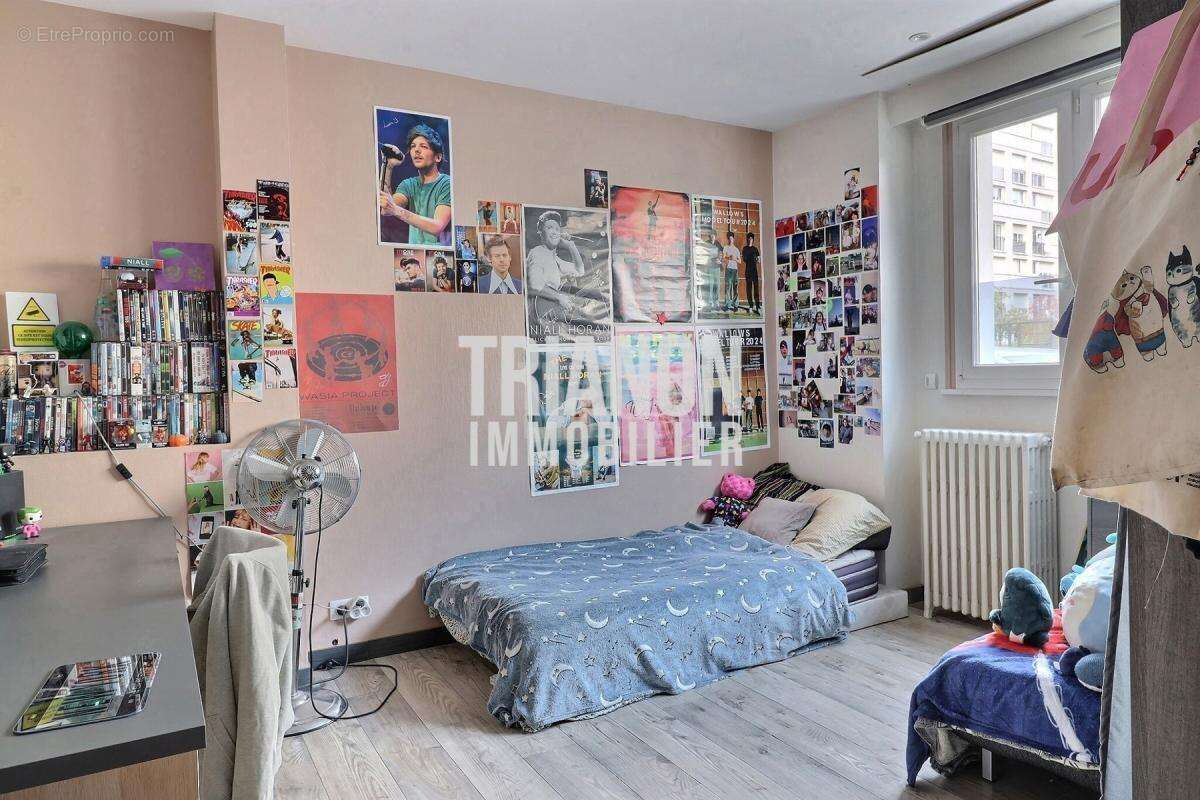 Appartement à SURESNES