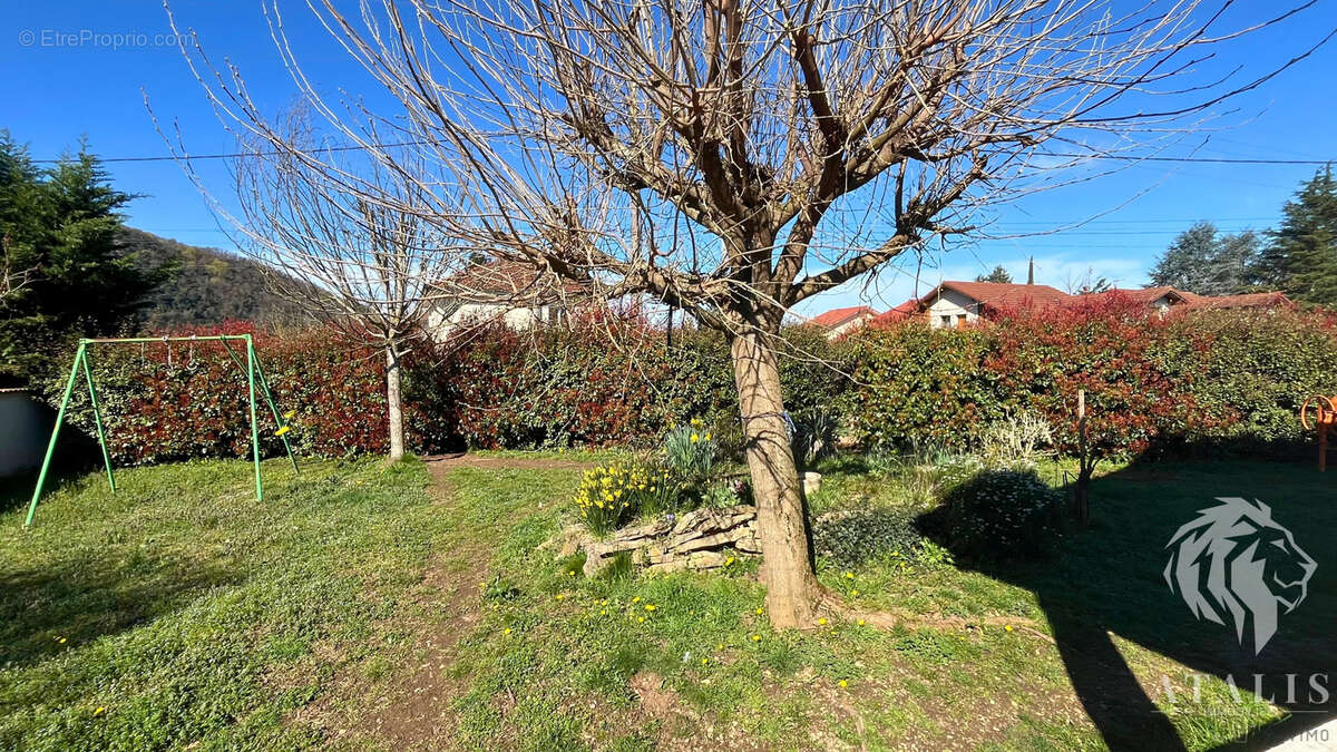 Maison à SAINT-JUST-DE-CLAIX