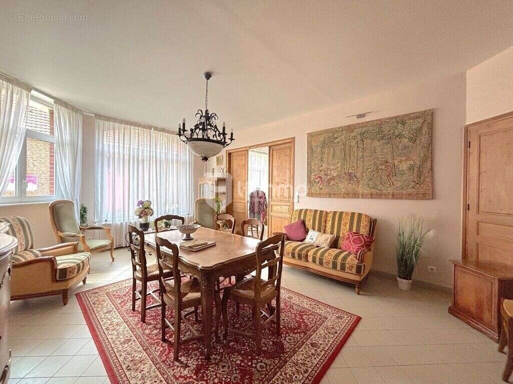 Maison à ACHIET-LE-PETIT