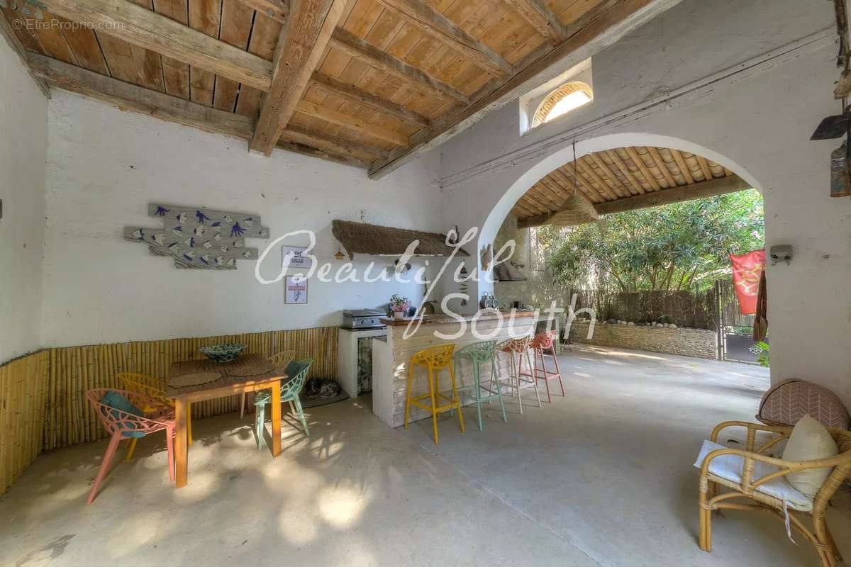 Sublime propriete, maison de maitre + gites, domaine de 11 hectares, narbonne - photo 10