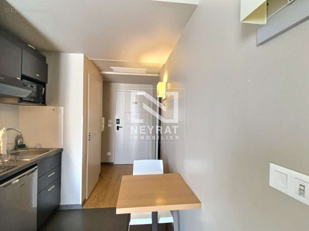 DIJON - Clémenceau : A VENDRE T1 meublé de 22m2 - Apart Hôtel - 95 000€  (bail commercial) - photo 4