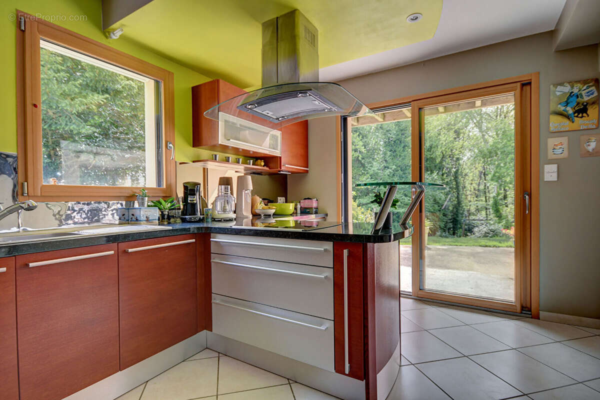 Maison à SAINT-URBAIN