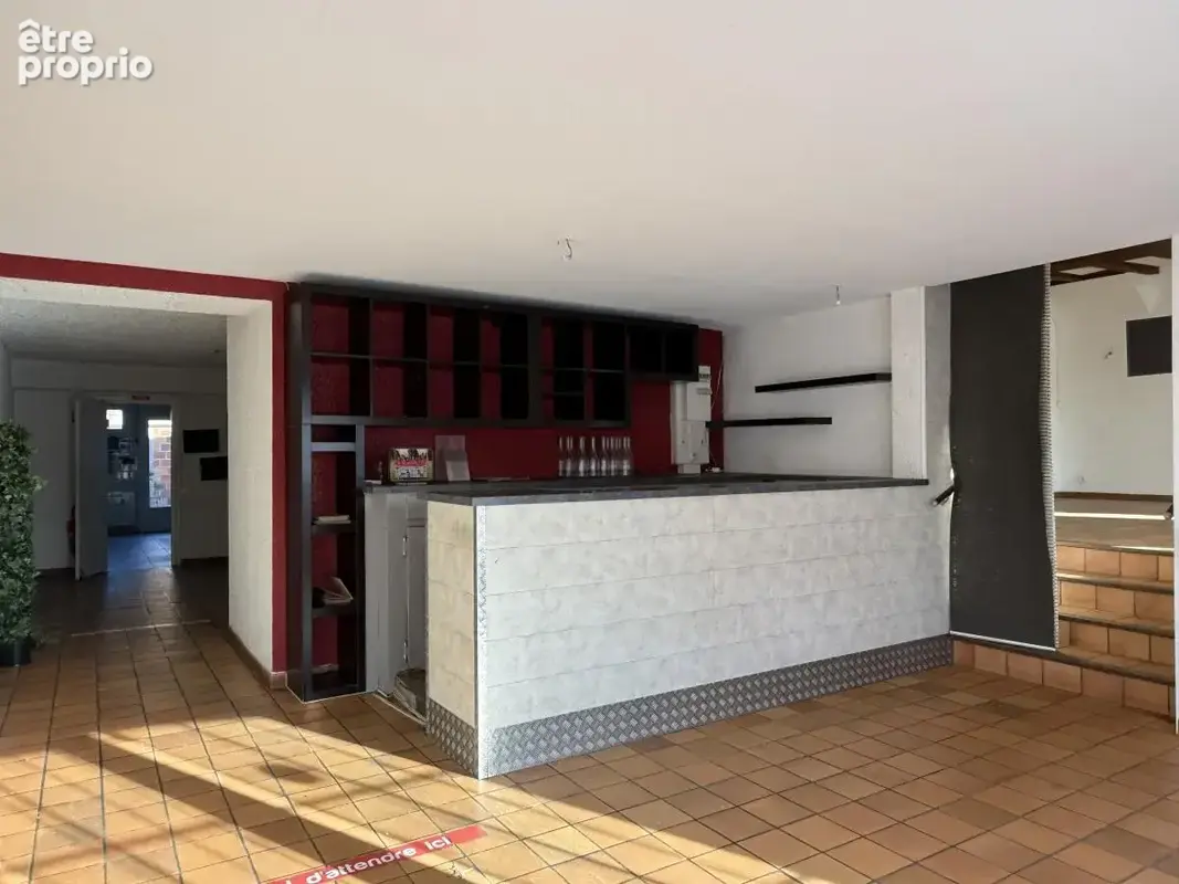 Appartement 260 m² à vendre à Beaupreau (49600) - photo 2
