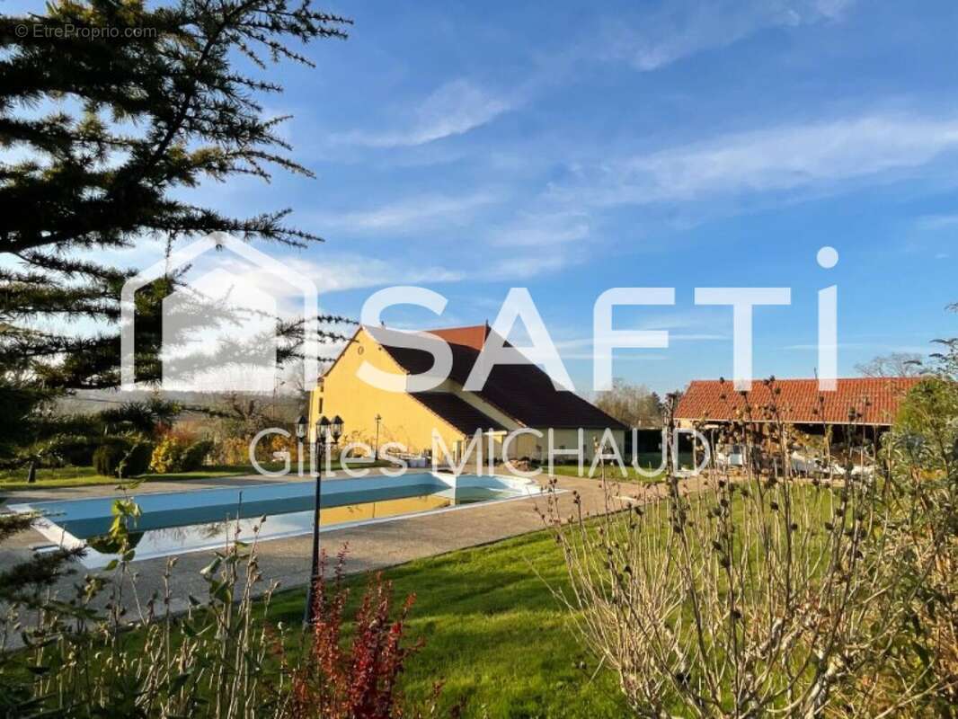 Photo 2 - Maison à POUILLY-SOUS-CHARLIEU