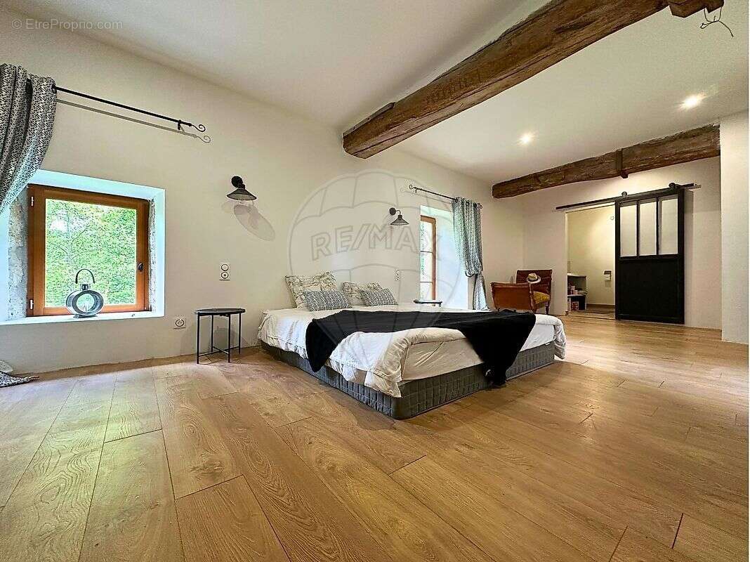 Maison à CREPY-EN-VALOIS