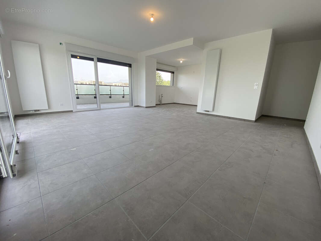 Appartement à THONON-LES-BAINS