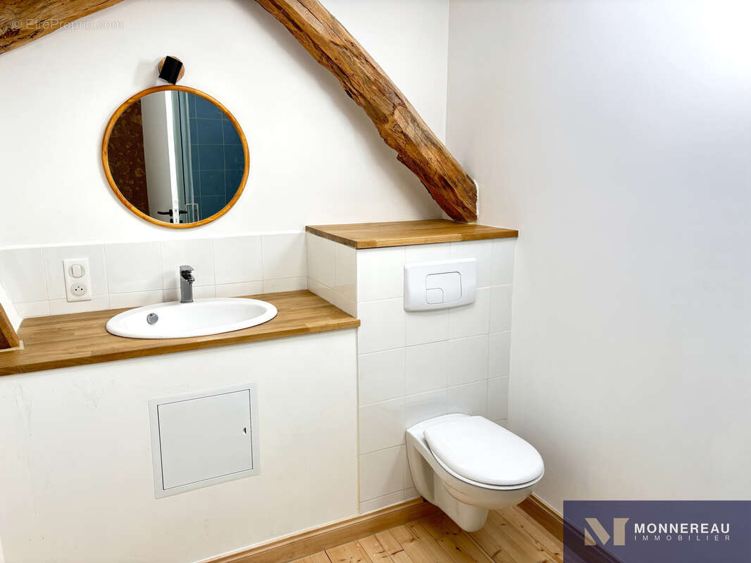 Appartement à BARBEZIEUX-SAINT-HILAIRE