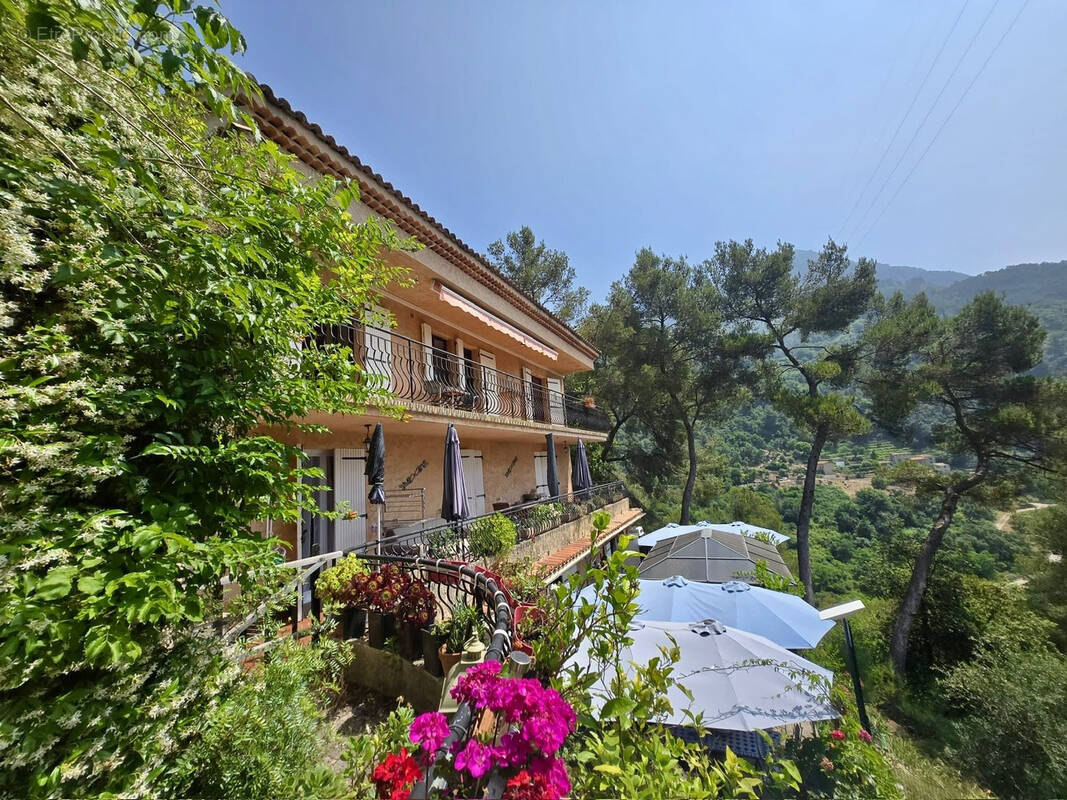 Appartement à MENTON