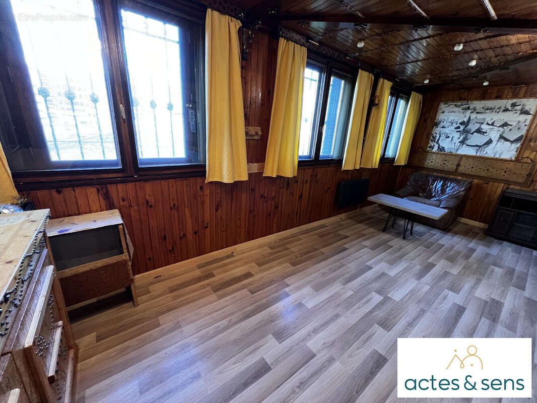 Appartement à FONTCOUVERTE-LA-TOUSSUIRE