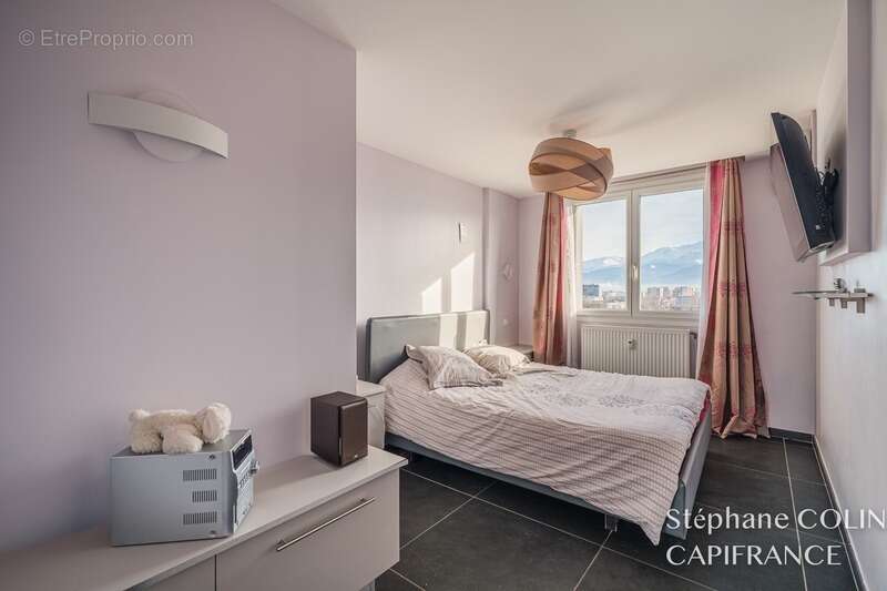 Appartement à SEYSSINET-PARISET