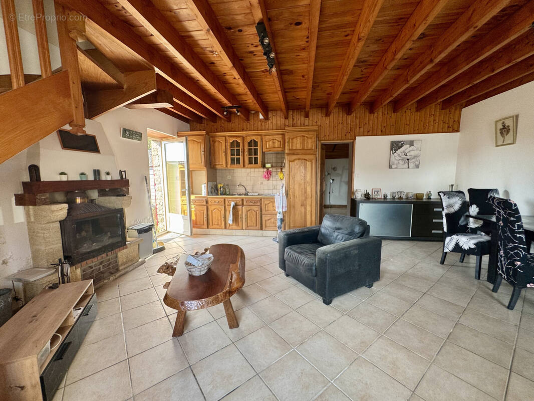 Maison à CADEN