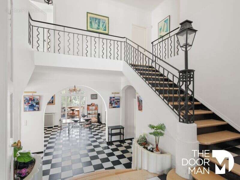 Maison à HYERES