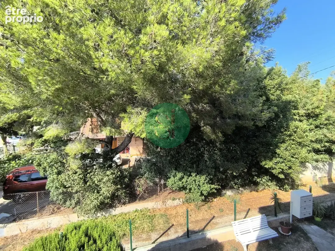 Six-fours-les-plages   appartement t3/4 traversant   1er et dernier étage - photo 11