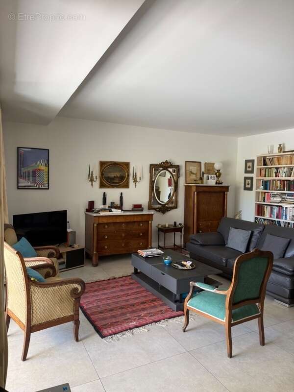 Appartement à HYERES