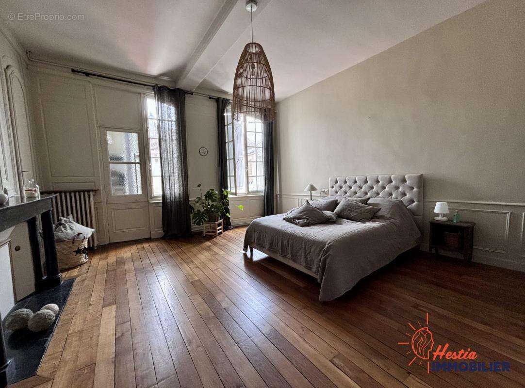 Magnifique maison bourgeoise au coeur du centre-ville avec jardi - photo 6