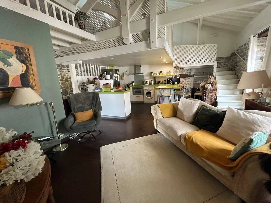 Appartement à URRUGNE