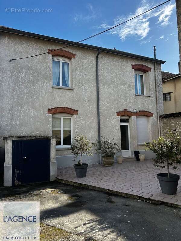 Maison à CAUREL