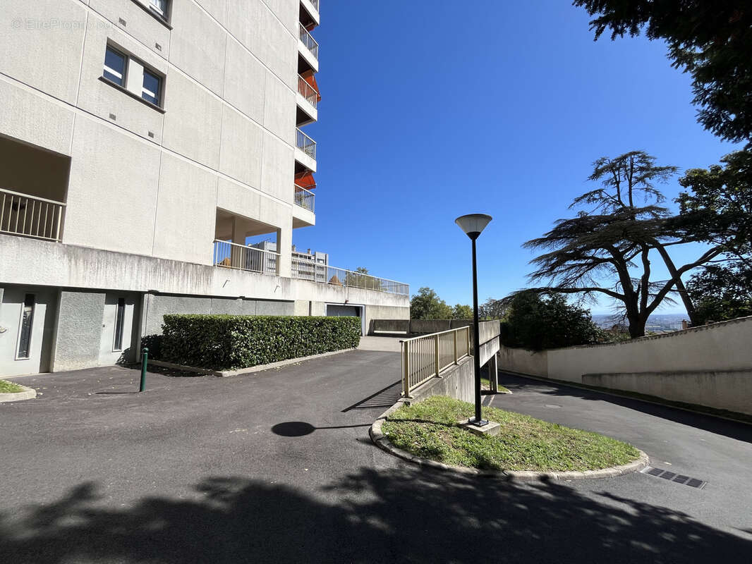 Appartement à SAINTE-FOY-LES-LYON