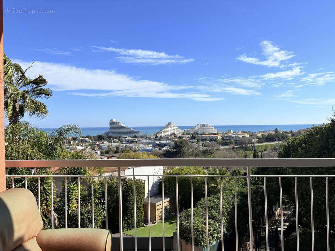 Appartement à VILLENEUVE-LOUBET