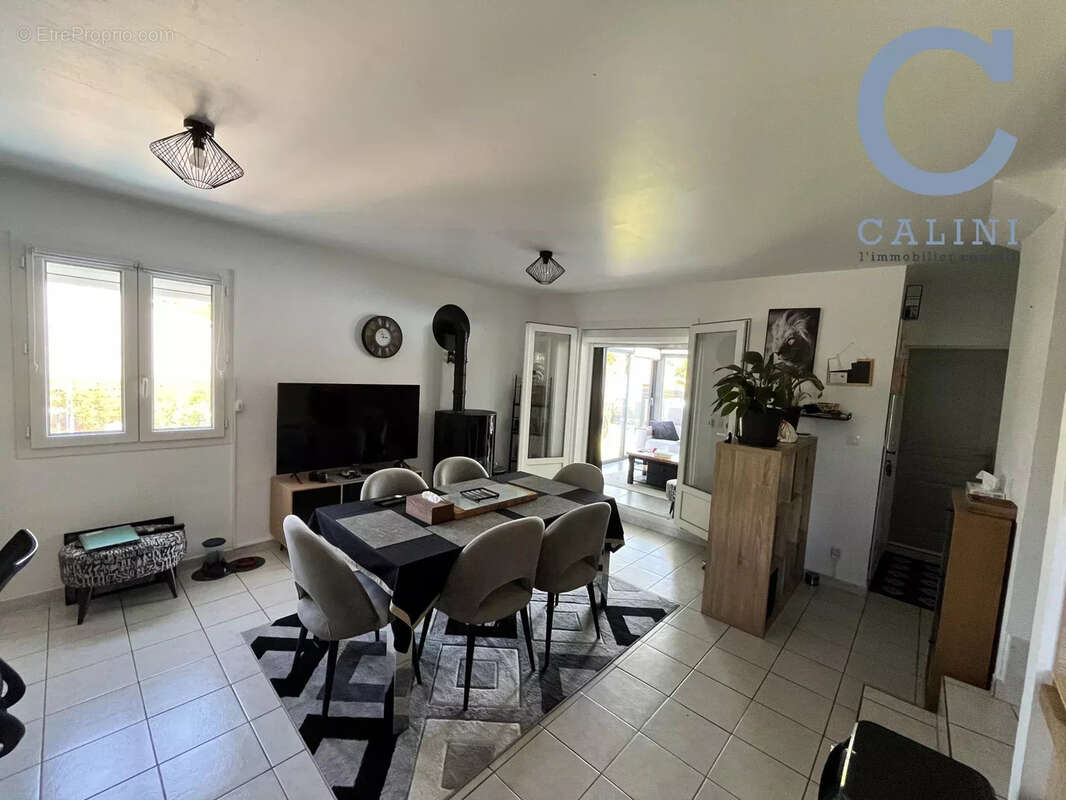 Maison à SAINT-MAURICE-DE-CAZEVIEILLE