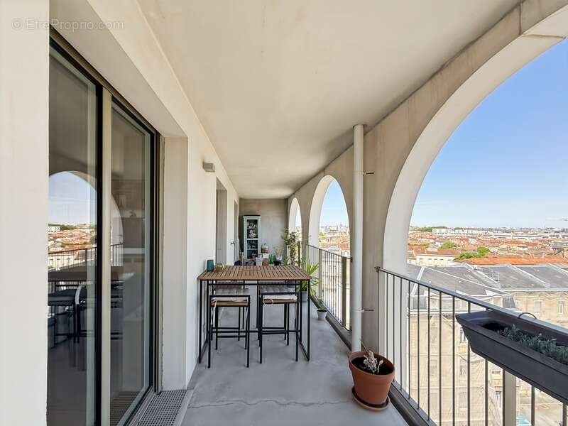 Appartement à BORDEAUX