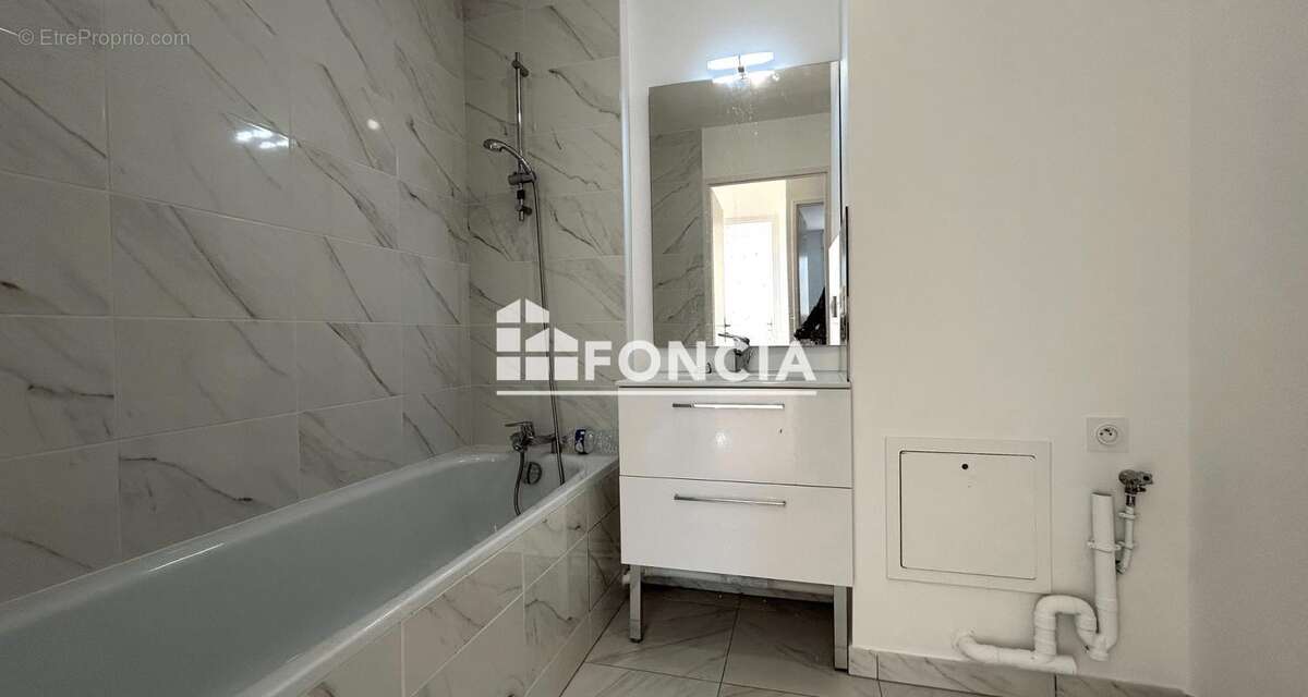 Maison à CORBEIL-ESSONNES