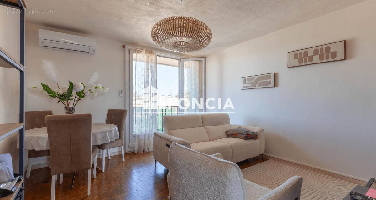 Appartement à MARIGNANE