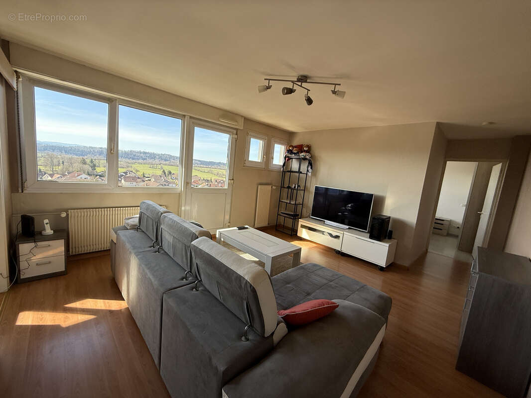 Appartement à MAICHE