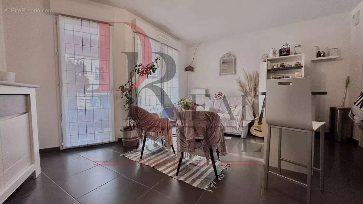 Appartement à ROQUEBRUNE-CAP-MARTIN