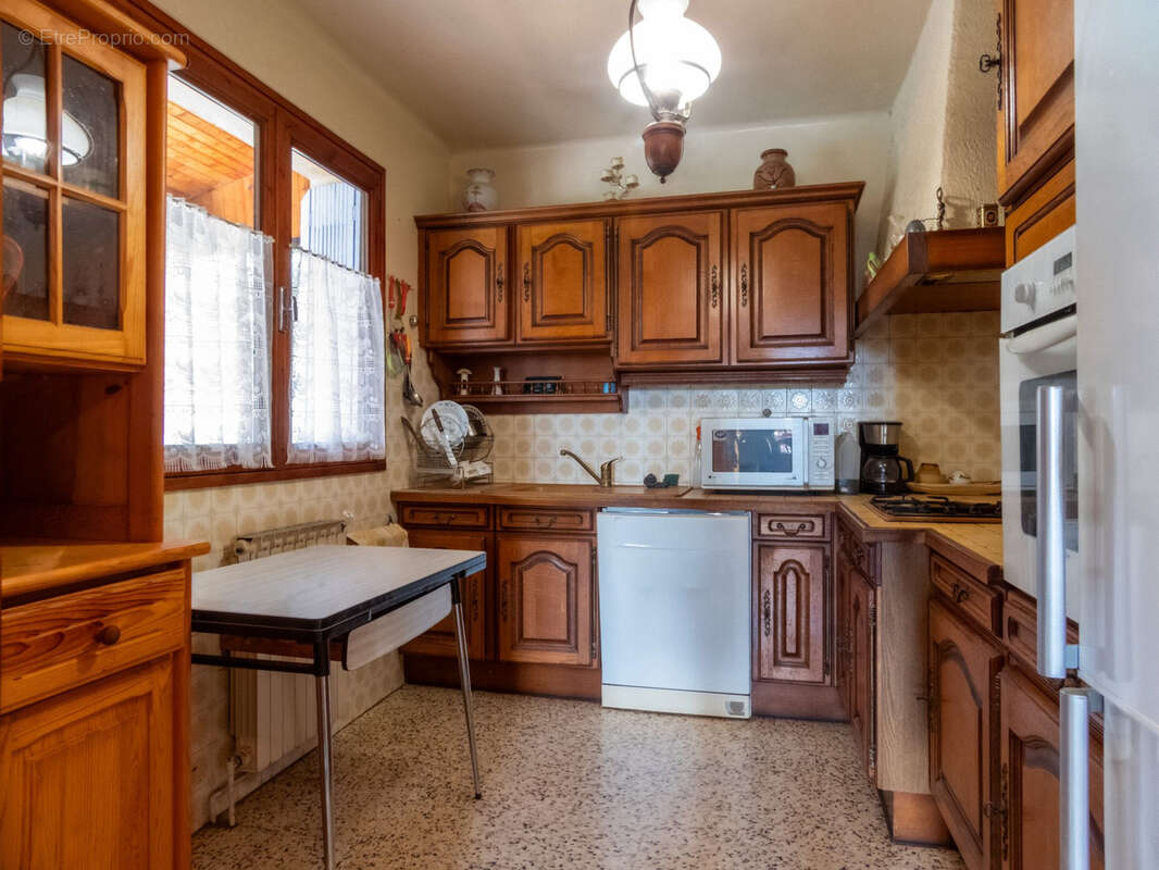 Maison à BOISSET-ET-GAUJAC