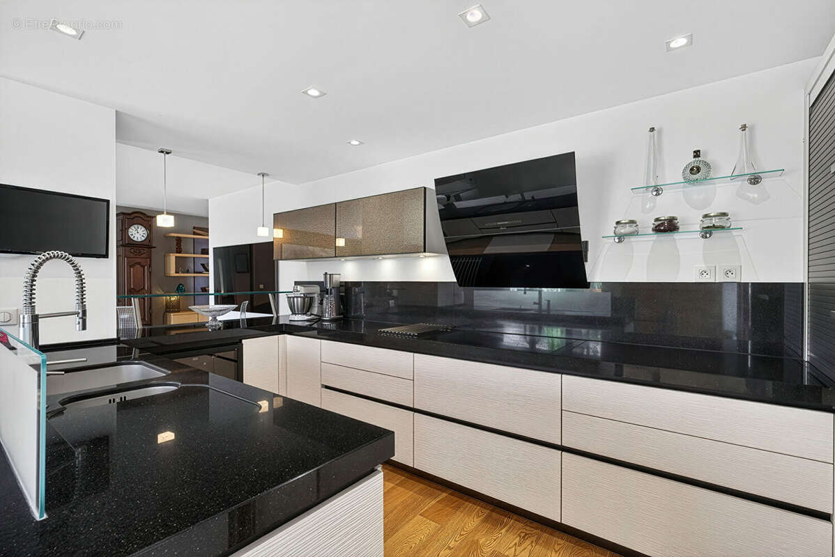 Appartement à AIX-LES-BAINS