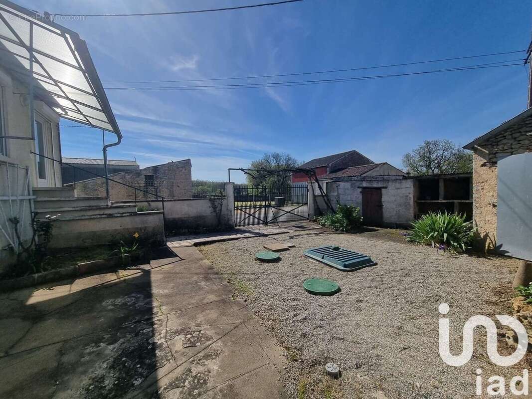 Photo 9 - Maison à THENEZAY